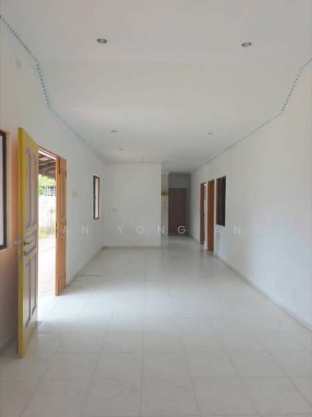 Rumah Teres 1 Tingkat untuk Dijual di Taman Sri Tebrau (Johor Bahru) - Han Yong Ang - Corridor - PropertyGuru.com.my