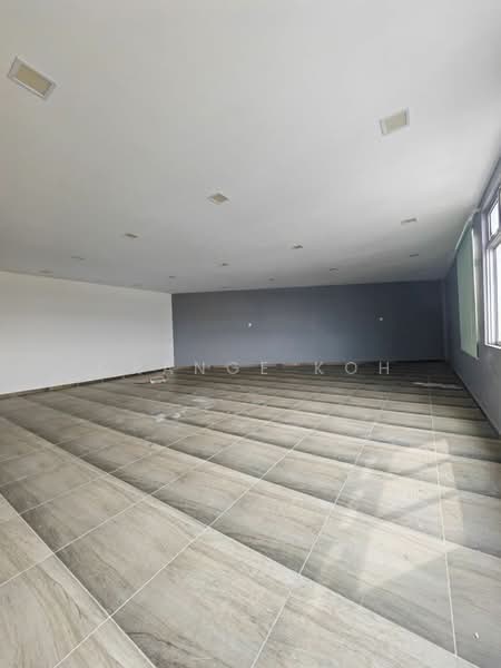Shop / Office for Sale in Taman Mount Austin (Tebrau) - Orange Koh - Interior - PropertyGuru.com.my