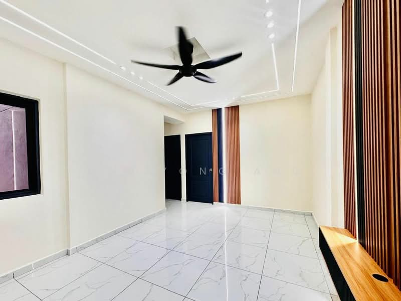 2-storey Terraced House for Sale in Taman Johor Jaya (Johor Bahru) - Han Yong Ang - Living Room - PropertyGuru.com.my