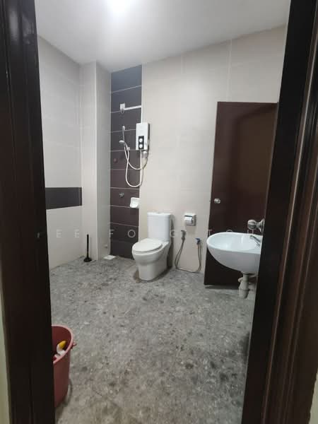 Rumah Kluster untuk Dijual di Nusantara Prima (Gelang Patah) - Ee Fong Toh - Bathroom - PropertyGuru.com.my