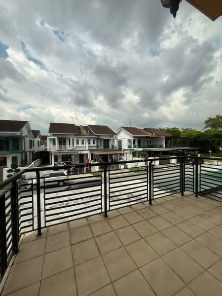 Rumah Kluster untuk Dijual di Taman Nusa Bestari (Iskandar Puteri (Nusajaya)) - Tuxton Phiong - Exterior - PropertyGuru.com.my