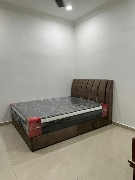 Semi-Detached House for Rent in Kajang (Selangor) - Terry Yee - Bedroom - PropertyGuru.com.my