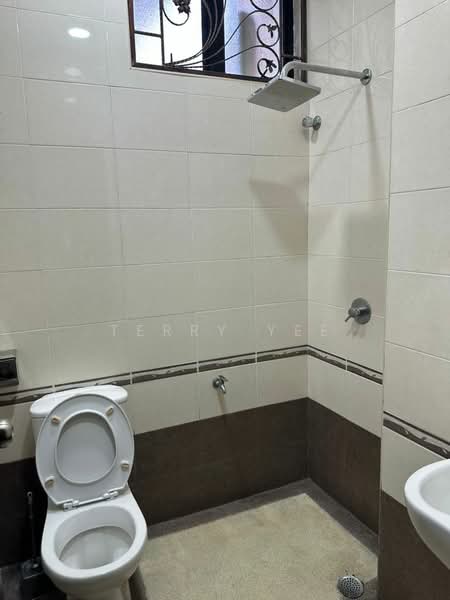 Semi-Detached House for Rent in Kajang (Selangor) - Terry Yee - Bathroom - PropertyGuru.com.my