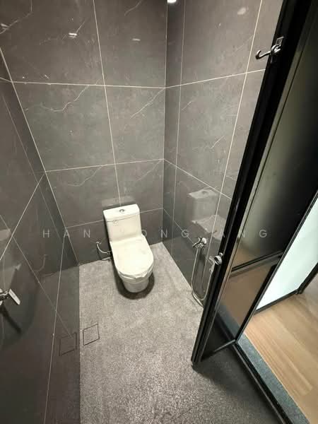 Rumah Teres untuk Dijual di Taman Johor Jaya (Johor Bahru) - Han Yong Ang - Bathroom - PropertyGuru.com.my