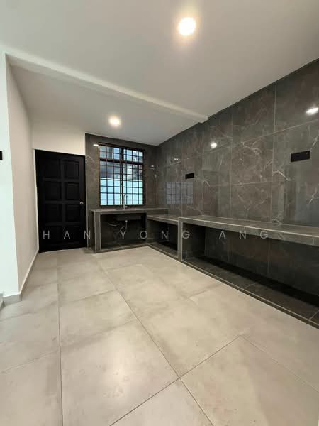 Rumah Teres untuk Dijual di Taman Johor Jaya (Johor Bahru) - Han Yong Ang - Kitchen - PropertyGuru.com.my