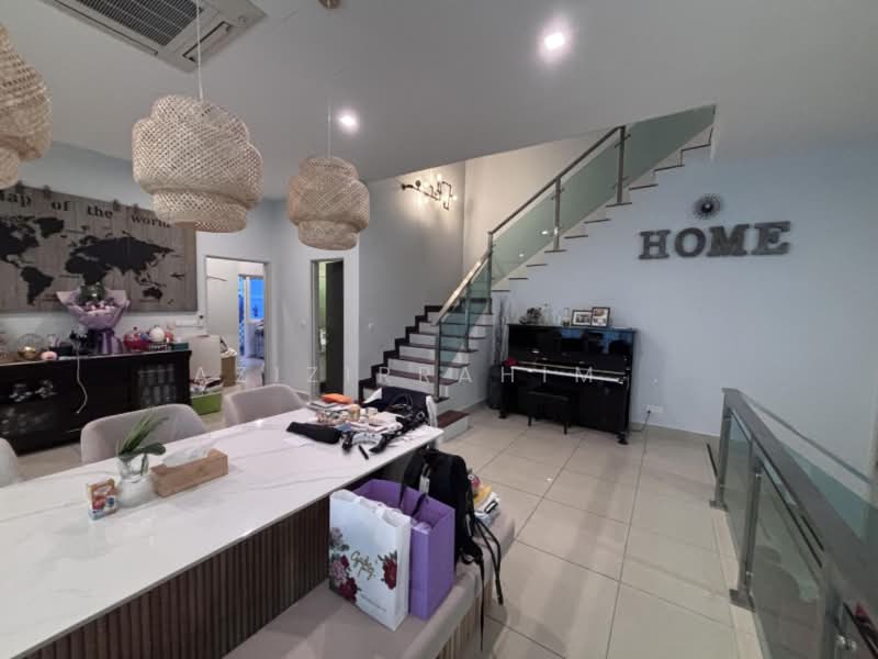 Semi-Detached House for Sale in Cyberjaya (Selangor) - Azizirrahim . - Dining Room - PropertyGuru.com.my