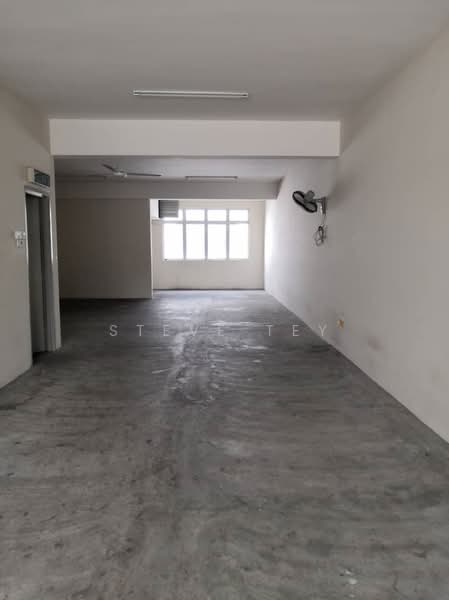 Shop / Office for Sale in Taman Ungku Tun Aminah (Skudai) - Steve Tey - Interior - PropertyGuru.com.my