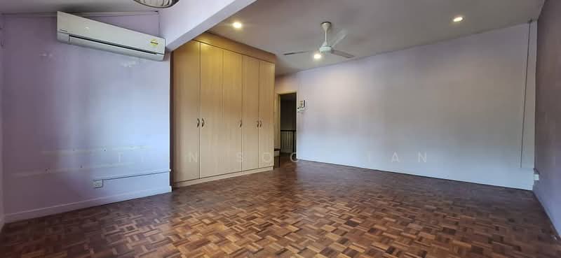 Rumah Teres untuk Dijual di Bangsar (Kuala Lumpur) - Tian Soon Tan - Bedroom - PropertyGuru.com.my