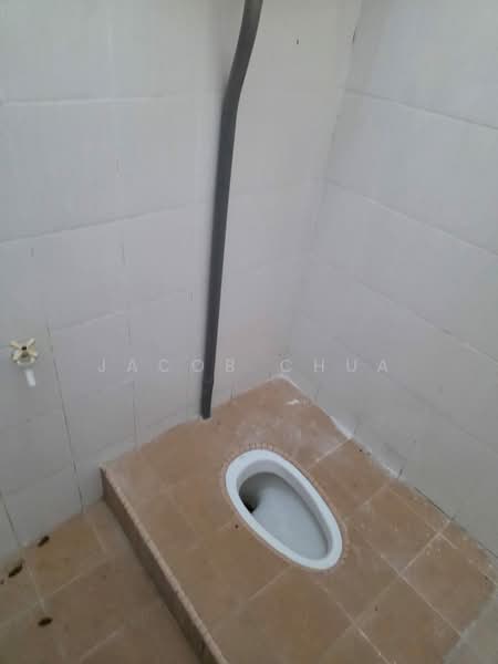 Kedai / Pejabat untuk Disewa di Taman Pulai Utama (Skudai) - Jacob Chua - Bathroom - PropertyGuru.com.my