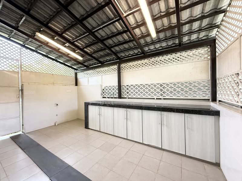 Semi-Detached House for Sale in Presint 15 (Putrajaya) - SAIFUL HELMI - Kitchen - PropertyGuru.com.my