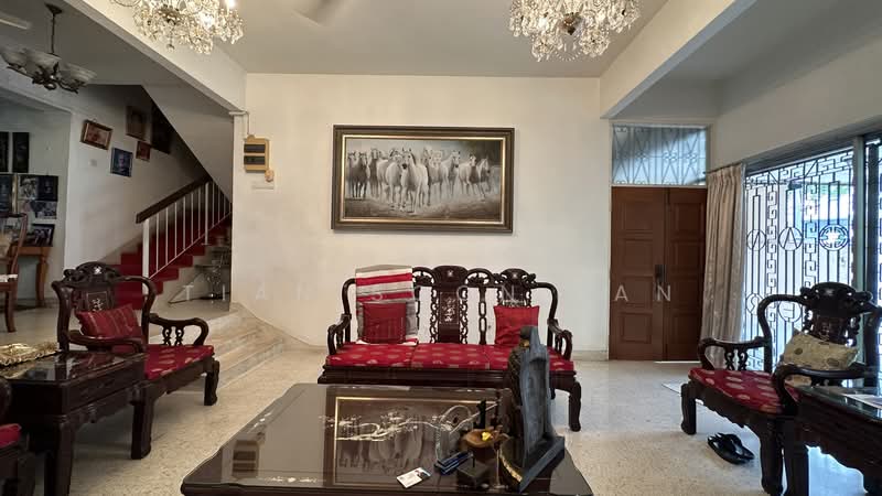 Rumah Berkembar untuk Dijual di Taman Lucky (Bangsar) - Tian Soon Tan - Living Room - PropertyGuru.com.my