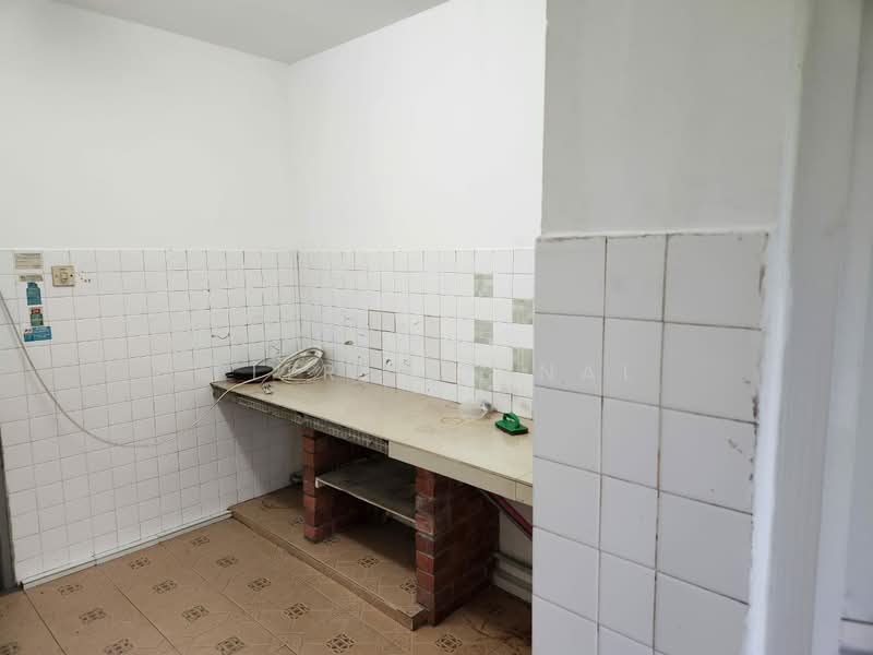 Flat for Sale at PKNS Flat Seksyen 6 - Fitri Zainal - Interior - PropertyGuru.com.my