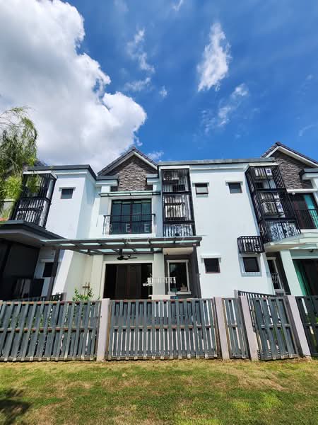 Rumah Teres 2 Tingkat untuk Dijual di Setia Eco Glades (Cyberjaya) - Nazree Abdul Aziz - PropertyGuru.com.my
