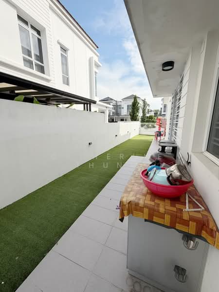 Rumah Kluster untuk Dijual di Setia Tropika (Johor Bahru) - Catherine Thung - PropertyGuru.com.my