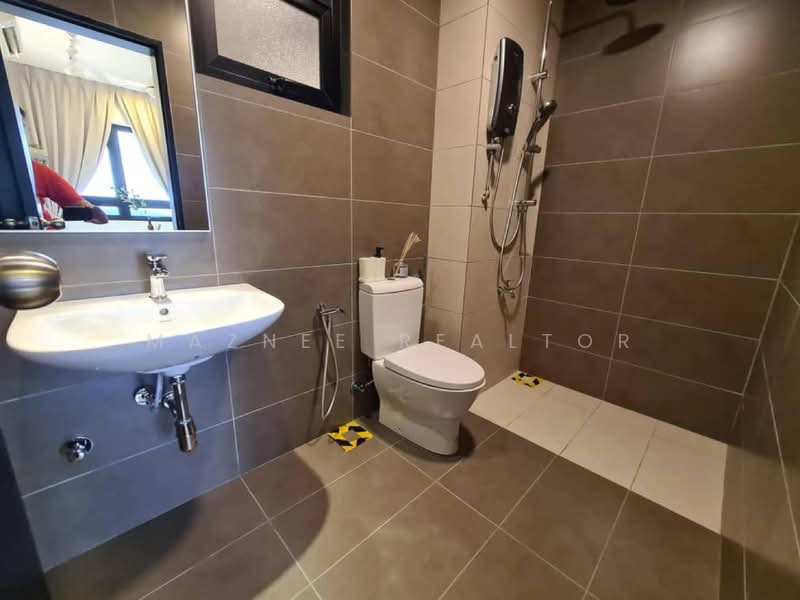Kondominium untuk Dijual di Setia Seraya Residences - Maznee Realtor - Bathroom - PropertyGuru.com.my