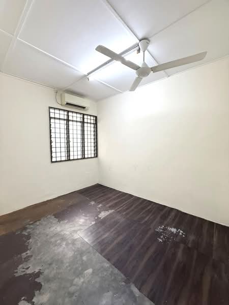 Rumah Teres 2 Tingkat untuk Disewa di Taman Sri Muhibbah (Kulai) - Janice Yong - Interior - PropertyGuru.com.my