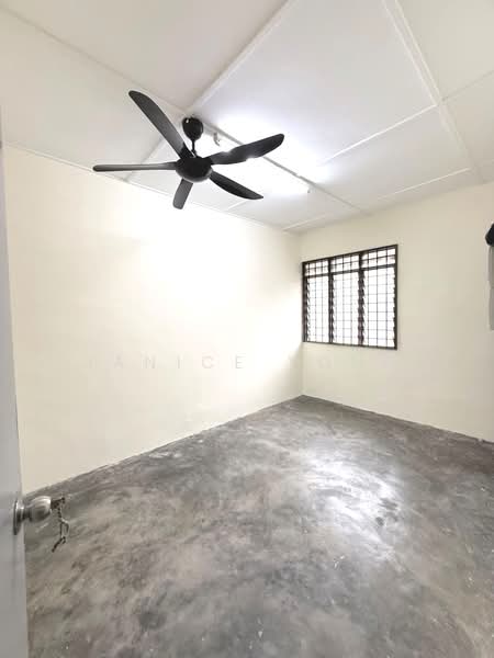 Rumah Teres 2 Tingkat untuk Disewa di Taman Sri Muhibbah (Kulai) - Janice Yong - Interior - PropertyGuru.com.my