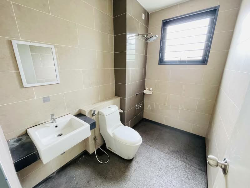 2-storey Terraced House for Sale in Alam Impian (Shah Alam) - Adibah Salim - Bathroom - PropertyGuru.com.my
