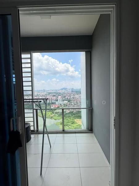 Kediaman Servis untuk Dijual di Eco Sky - Jayden Teo - Balcony - PropertyGuru.com.my