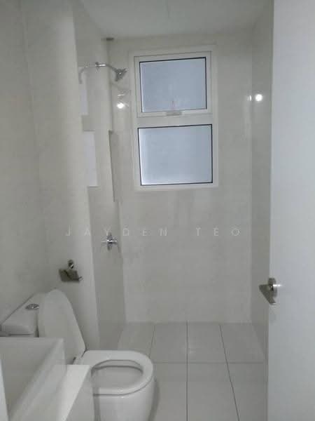 Kediaman Servis untuk Dijual di Eco Sky - Jayden Teo - Bathroom - PropertyGuru.com.my