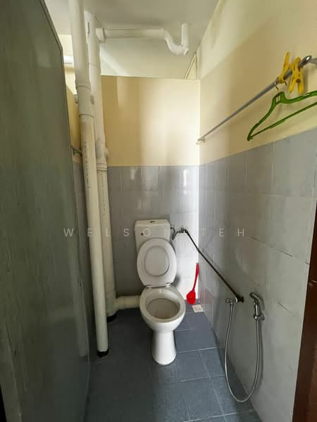 Pangsapuri untuk Disewa di Sri Saujana - Welson Teh - Bathroom - PropertyGuru.com.my