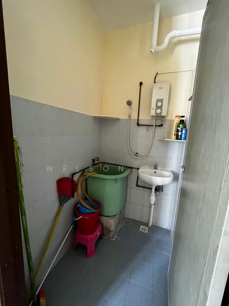 Pangsapuri untuk Disewa di Sri Saujana - Welson Teh - Bathroom - PropertyGuru.com.my