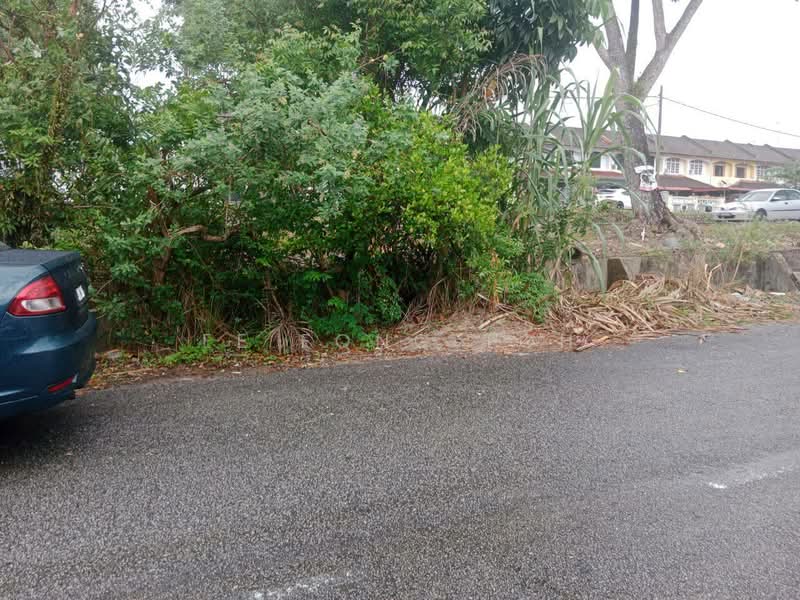 1-storey Terraced House for Sale in Taman Ungku Tun Aminah (Skudai) - Ee Fong Toh - Exterior - PropertyGuru.com.my
