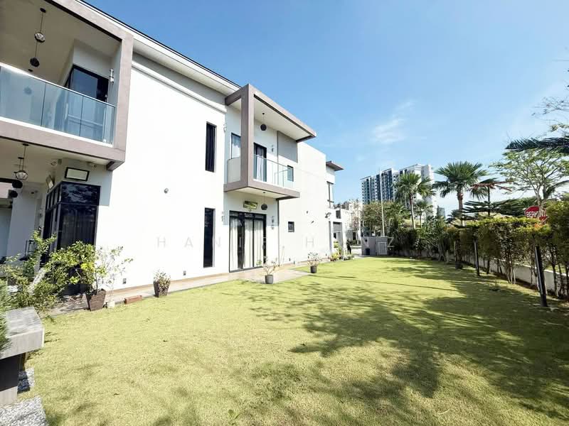 2-storey Terraced House for Sale in Cyberjaya (Selangor) - Hanif Hanz - Exterior - PropertyGuru.com.my