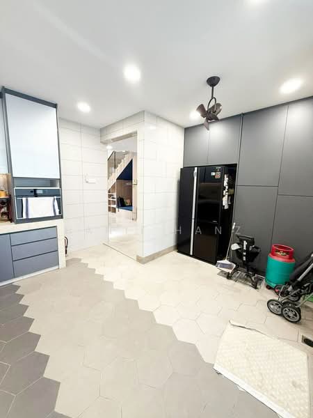 2-storey Terraced House for Sale in Cyberjaya (Selangor) - Hanif Hanz - Kitchen - PropertyGuru.com.my