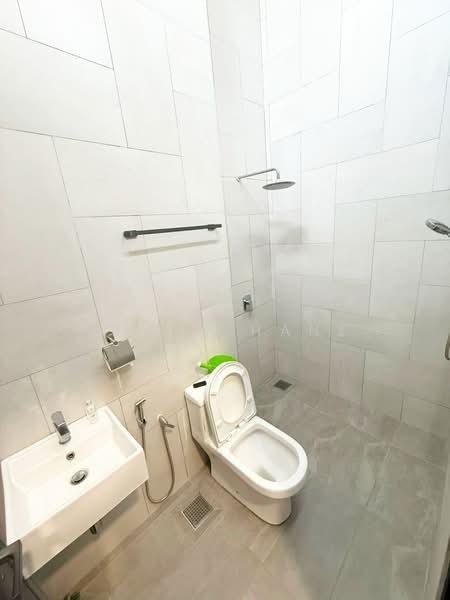 2-storey Terraced House for Sale in Cyberjaya (Selangor) - Hanif Hanz - Bathroom - PropertyGuru.com.my