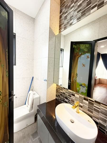 2-storey Terraced House for Sale in Cyberjaya (Selangor) - Hanif Hanz - Bathroom - PropertyGuru.com.my