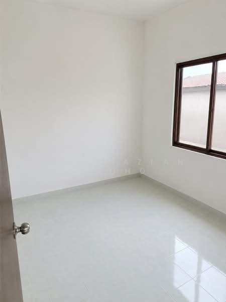 1-storey Terraced House for Sale in Kampung Perepat (Kapar) - Mohd Hazlan bin Mohd Sopi - PropertyGuru.com.my