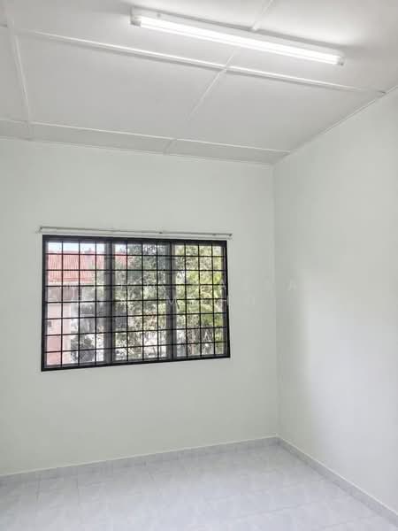 1-storey Terraced House for Sale in Kampung Perepat (Kapar) - Mohd Hazlan bin Mohd Sopi - PropertyGuru.com.my