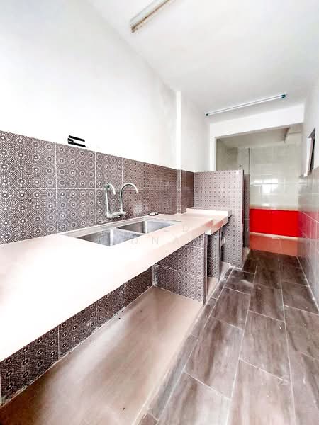 Semi-Detached House for Sale in Bandar Saujana Putra (Tanjong Duabelas) - Nor Azdlin Adnan - PropertyGuru.com.my