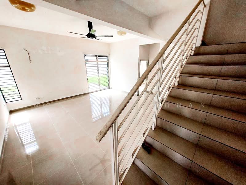 Semi-Detached House for Sale in Bandar Saujana Putra (Tanjong Duabelas) - Nor Azdlin Adnan - PropertyGuru.com.my