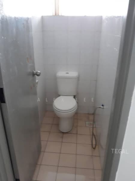Kedai untuk Disewa di Klang (Selangor) - Alex Lee - Bathroom - PropertyGuru.com.my