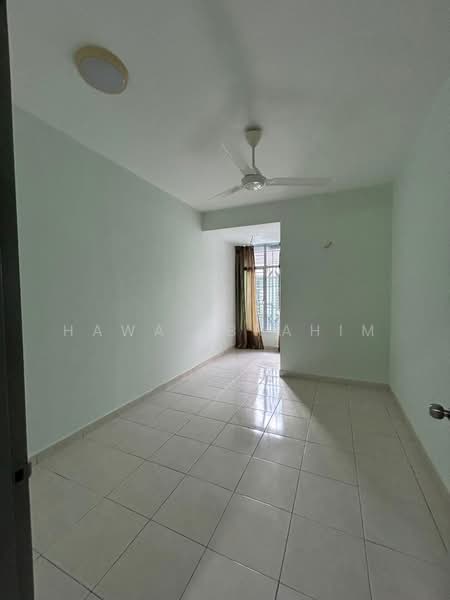 Rumah Teres 3 Tingkat untuk Dijual di Kajang (Selangor) - Hawa Ibrahim - PropertyGuru.com.my