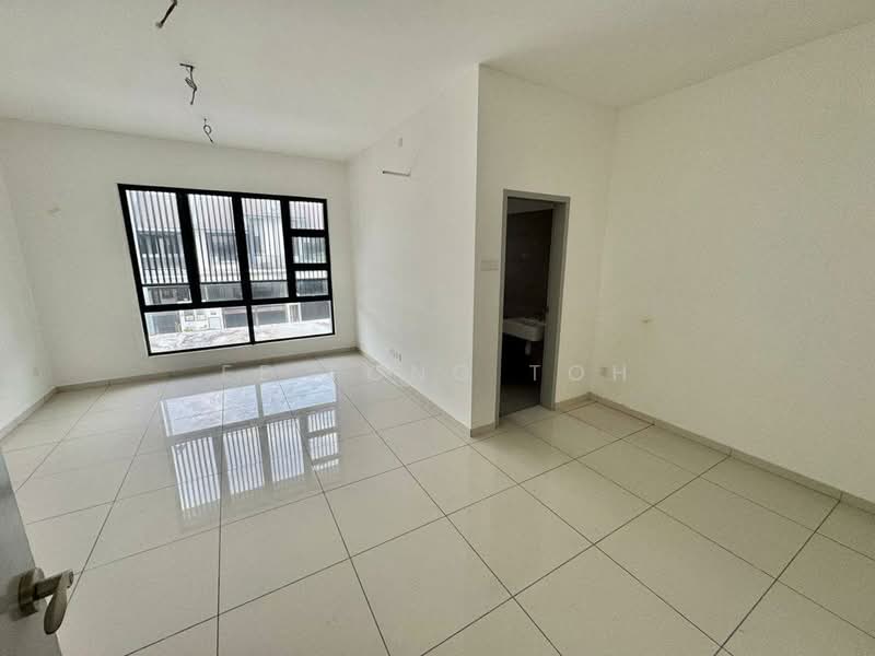 2-storey Terraced House for Sale in Austin Crest (Johor Bahru) - Ee Fong Toh - PropertyGuru.com.my