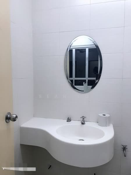 Servis Apartment untuk Disewa di Platinum Lake PV 21 - Sean Lo - Bathroom - PropertyGuru.com.my