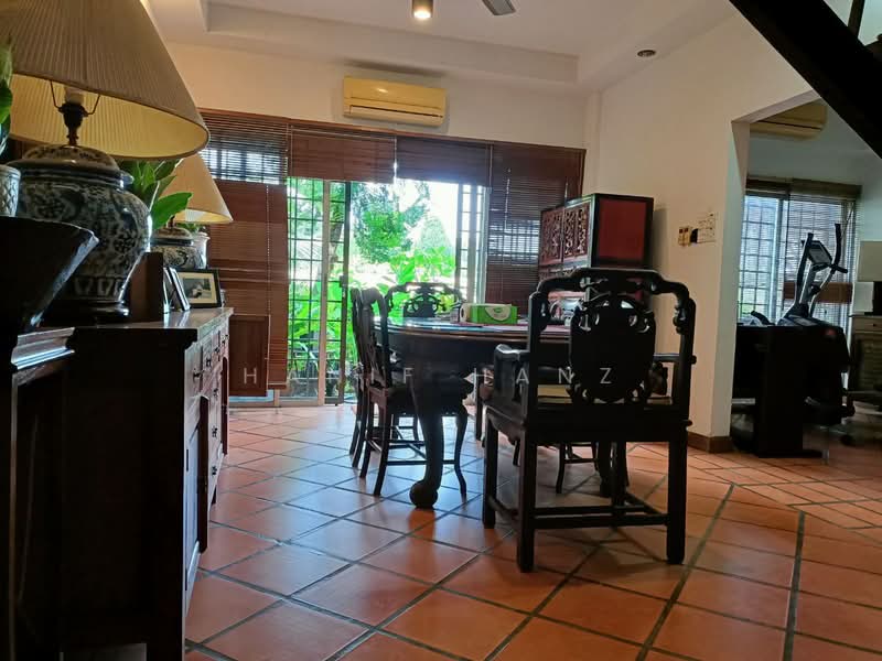 Rumah Teres 3 Tingkat untuk Dijual di Ampang Jaya (Ampang) - Hanif Hanz - Dining Room - PropertyGuru.com.my