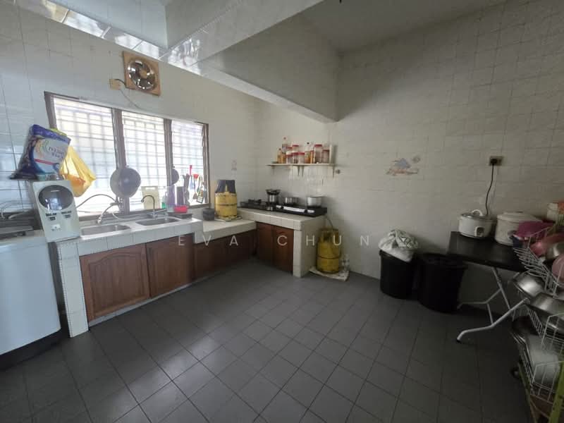 Rumah Teres 2.5 Tingkat untuk Dijual di Jalan Ipoh (Kuala Lumpur) - Eva Chun - Kitchen - PropertyGuru.com.my