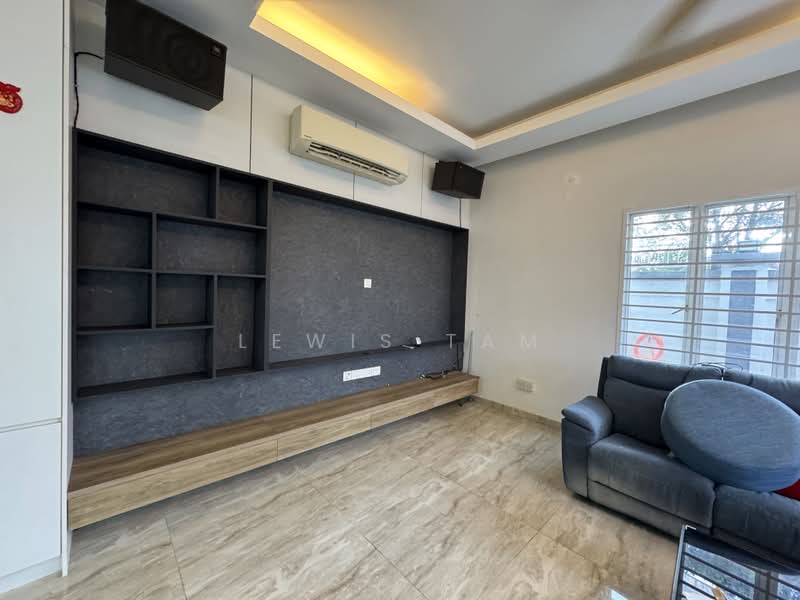 Rumah Teres 2 Tingkat untuk Dijual di Taman Bukit Teratai (Ampang) - Lewis Tam - Living Room - PropertyGuru.com.my