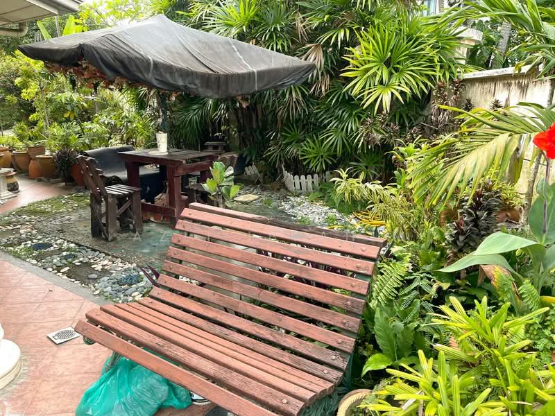 Rumah Teres 2 Tingkat untuk Dijual di Seksyen 9 (Shah Alam) - Azli Ibrahim - Exterior - PropertyGuru.com.my