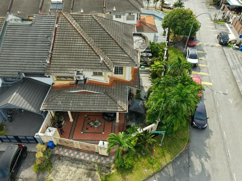 Rumah Teres 2 Tingkat untuk Dijual di Seksyen 9 (Shah Alam) - Azli Ibrahim - Exterior - PropertyGuru.com.my
