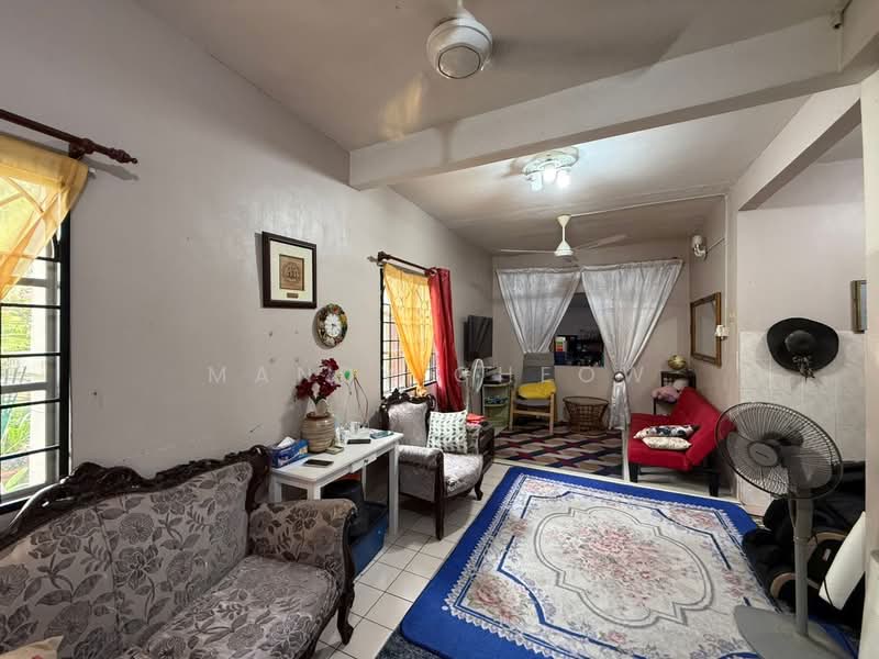 Rumah Teres untuk Dijual di Bukit Beruntung (Selangor) - Mandy Cheow - Living Room - PropertyGuru.com.my