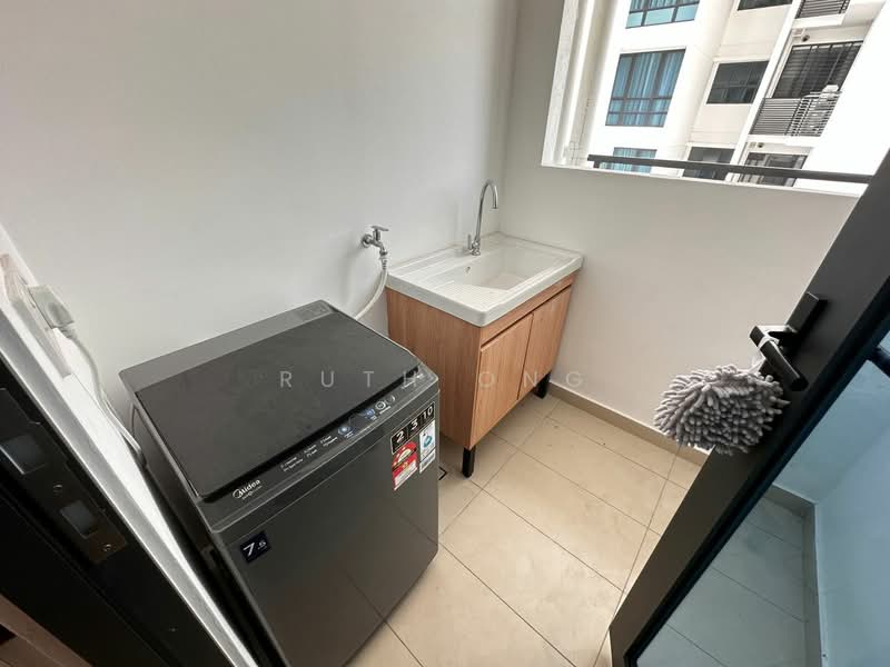 Condominium for Rent at Queens Residences Q1 @ Queens Waterfront - Ruth Ong - Balcony - PropertyGuru.com.my