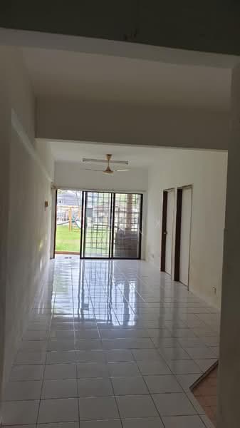 Apartment for Rent at Pangsapuri Perdana - Dennix Chin - Living Room - PropertyGuru.com.my