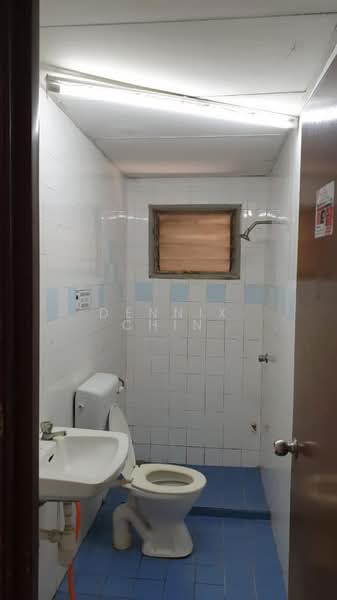 Apartment for Rent at Pangsapuri Perdana - Dennix Chin - Bathroom - PropertyGuru.com.my