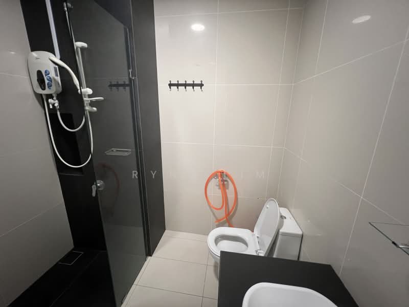 Kediaman Servis untuk Disewa di Eco Nest - Rynn Lim - Bathroom - PropertyGuru.com.my