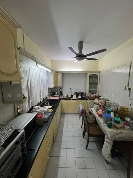 Semi-Detached House for Sale in Bandar Tun Hussein Onn (Cheras) - Md Syahrul Faez Bin Manan - Kitchen - PropertyGuru.com.my